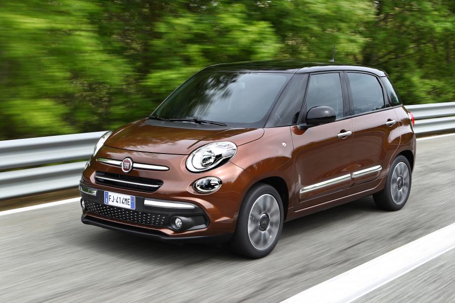 Fiat 500L 2017 года  (фото 33 из 45)